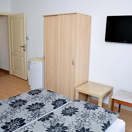 Sovaapartman 3*