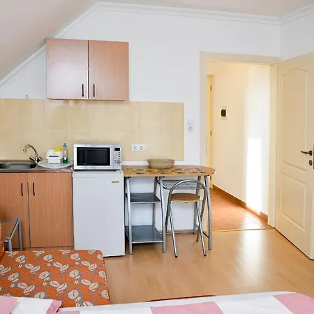 Maison d'hôtes Sovaapartman 3*