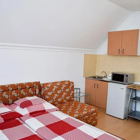 Sovaapartman 3*