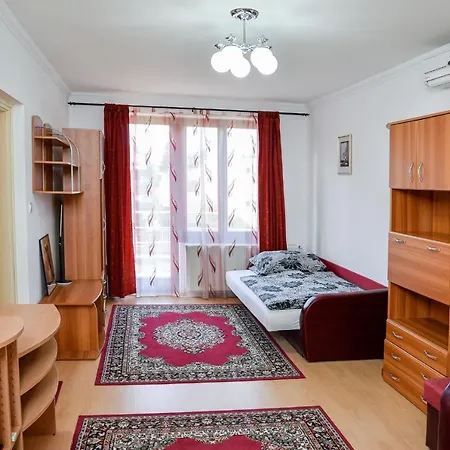 Sovaapartman Πανσιόν *