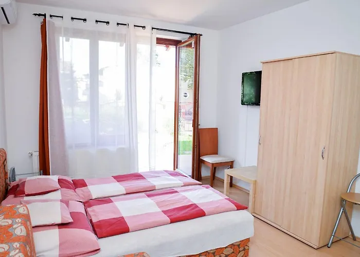 Sovaapartman Πανσιόν Hajdúszoboszló